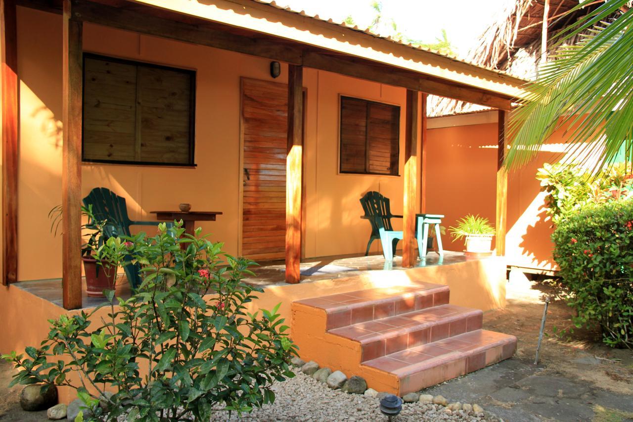 Cabinas Sol Y Mar Zancudo Екстер'єр фото
